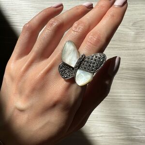 Mother Pearl Butterfly Silver Ring